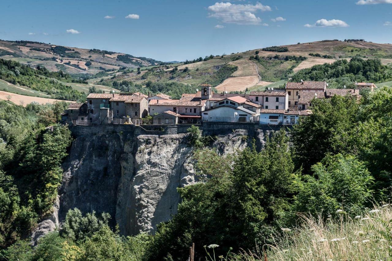 Il Pavone Errante Hotel Ciola Exterior photo